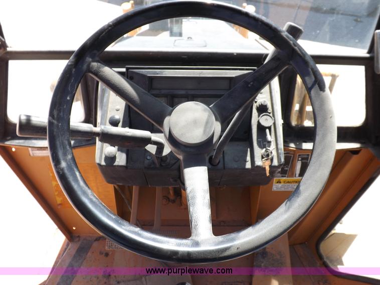 image for item K3927 1982 Case 580D backhoe