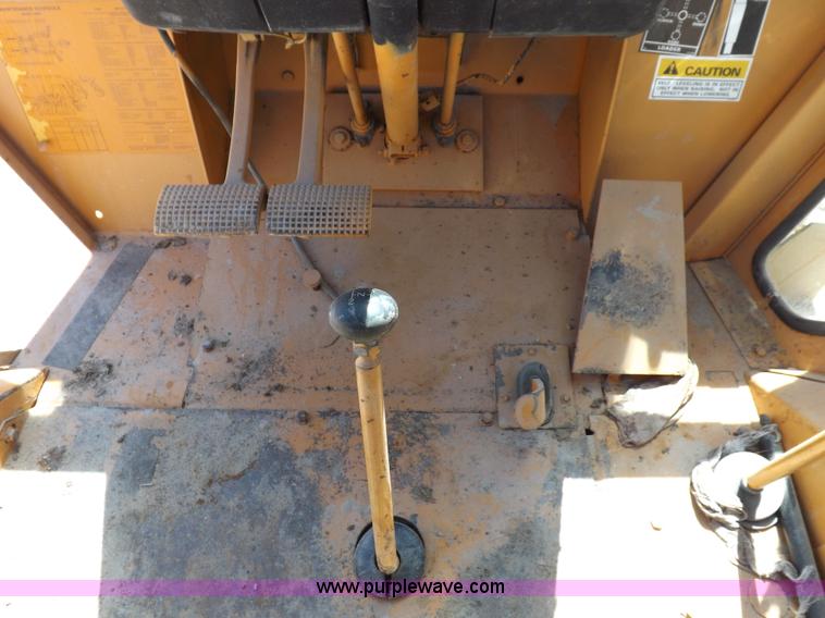 image for item K3927 1982 Case 580D backhoe