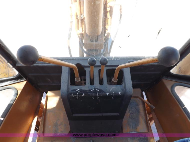 image for item K3927 1982 Case 580D backhoe