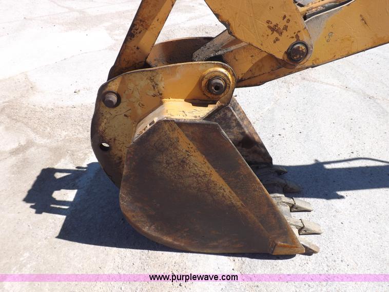 image for item K3927 1982 Case 580D backhoe