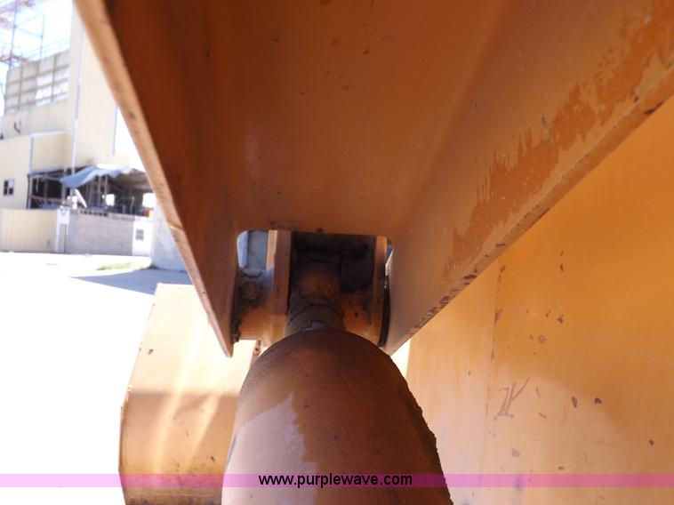 image for item K3927 1982 Case 580D backhoe