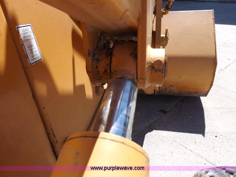 image for item K3927 1982 Case 580D backhoe