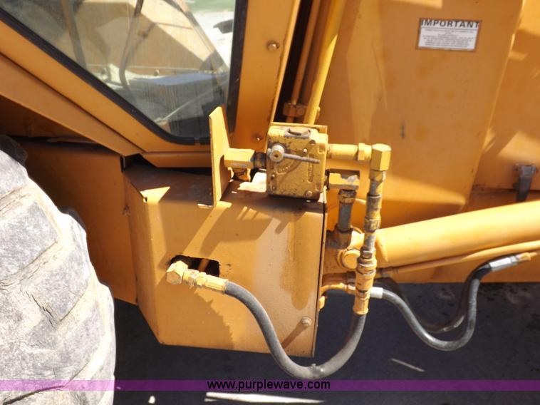 image for item K3927 1982 Case 580D backhoe