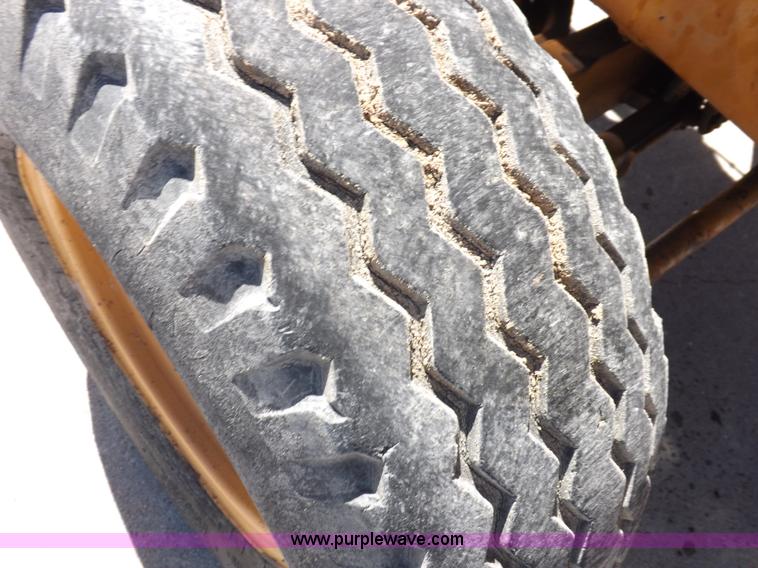 image for item K3927 1982 Case 580D backhoe