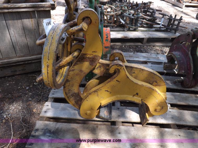 image for item K3941 10" pipe caliper/tongs