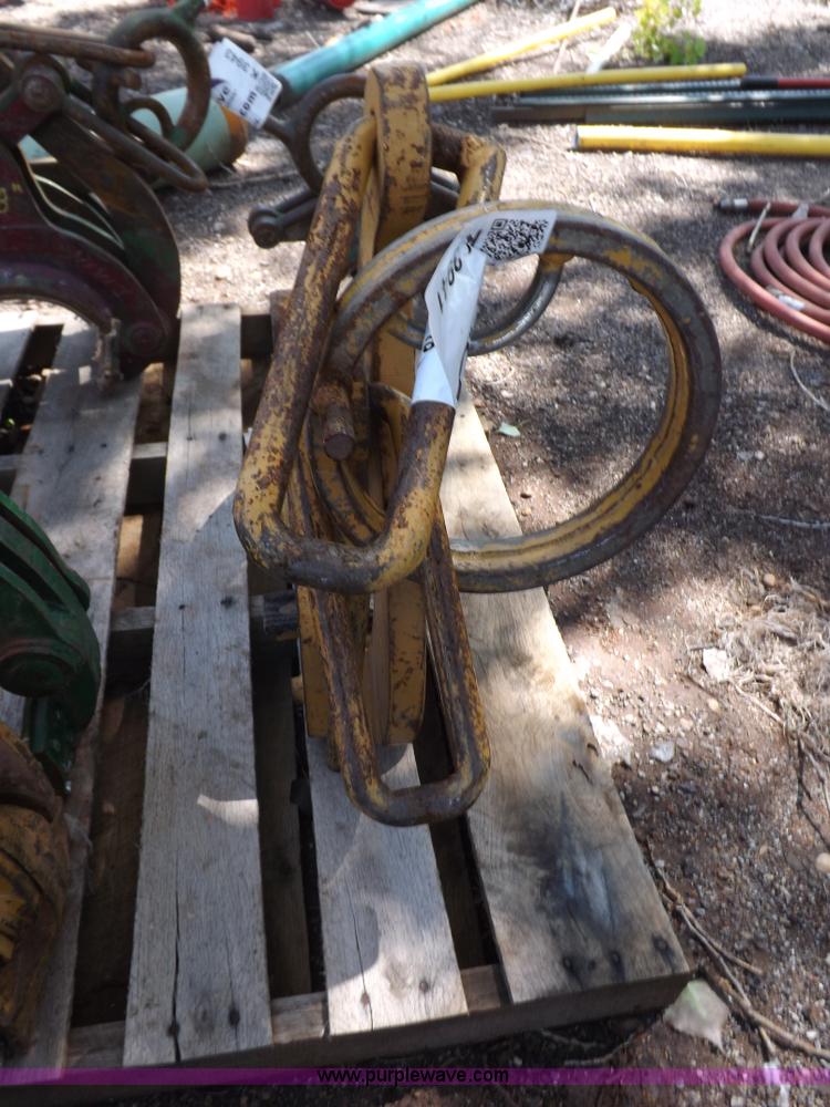 image for item K3941 10" pipe caliper/tongs