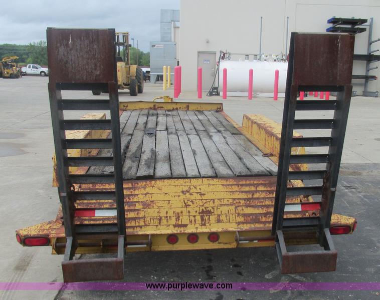 image for item K5065 2000 Redi Haul FSL18372E102 equipment trailer