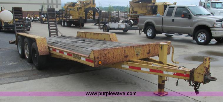 image for item K5065 2000 Redi Haul FSL18372E102 equipment trailer