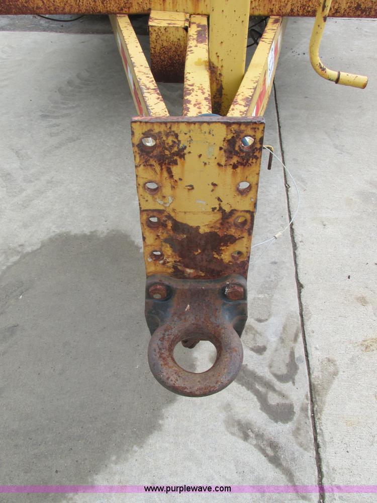 image for item K5065 2000 Redi Haul FSL18372E102 equipment trailer