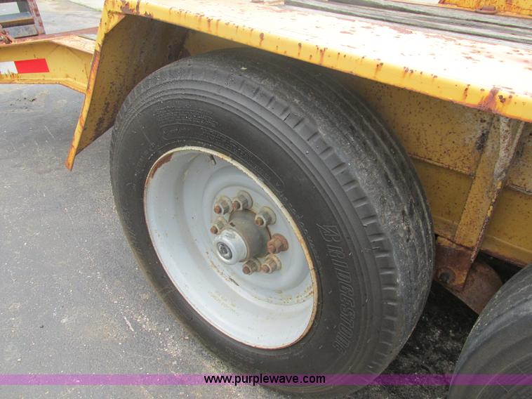 image for item K5065 2000 Redi Haul FSL18372E102 equipment trailer