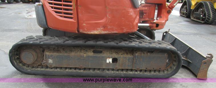 image for item K5066 2005 Ditch Witch MX502 compact excavator