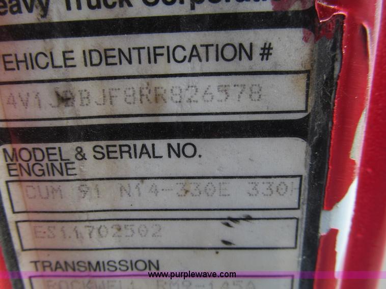 image for item K5636 1994 Volvo WG64T semi truck