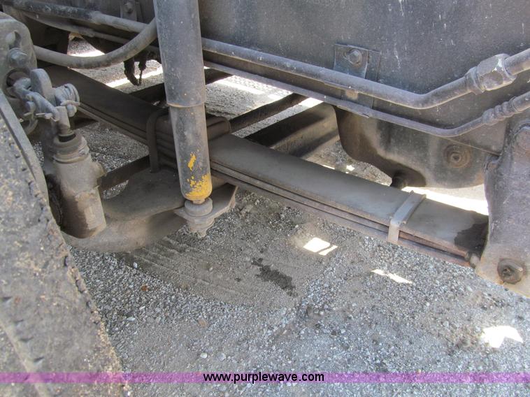 image for item K5636 1994 Volvo WG64T semi truck