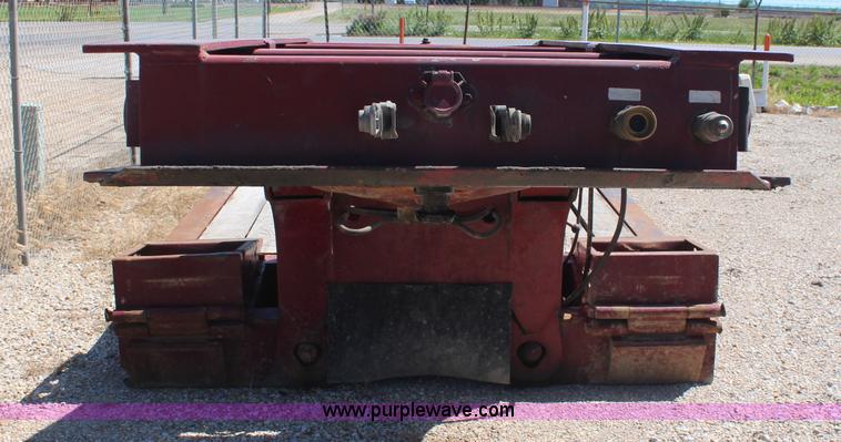 image for item K6777 1992 Trail King TK80HDG443 equipment trailer