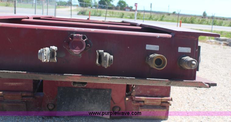 image for item K6777 1992 Trail King TK80HDG443 equipment trailer