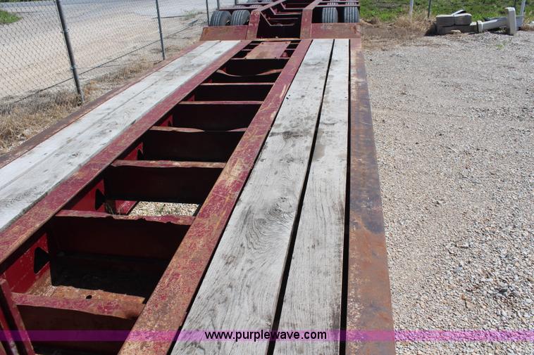 image for item K6777 1992 Trail King TK80HDG443 equipment trailer