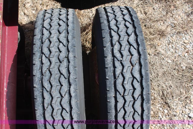 image for item K6777 1992 Trail King TK80HDG443 equipment trailer