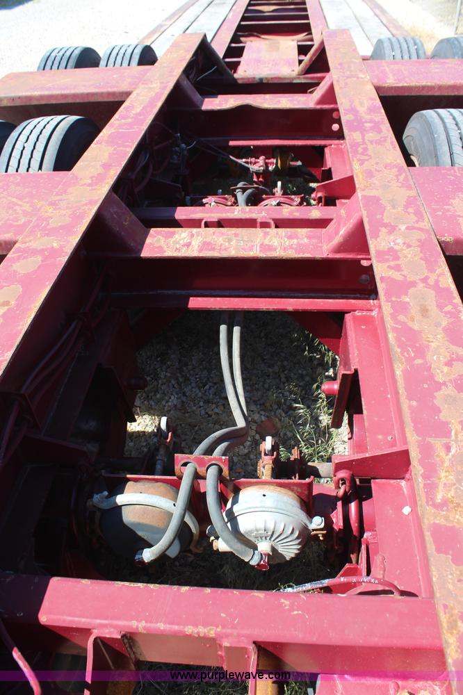 image for item K6777 1992 Trail King TK80HDG443 equipment trailer