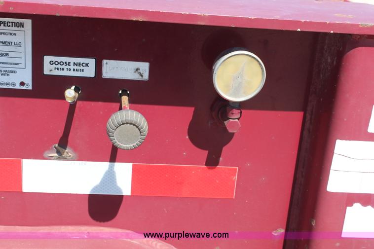 image for item K6777 1992 Trail King TK80HDG443 equipment trailer