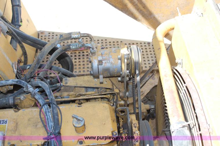 image for item K6790 1994 Caterpillar D250D articulated haul truck