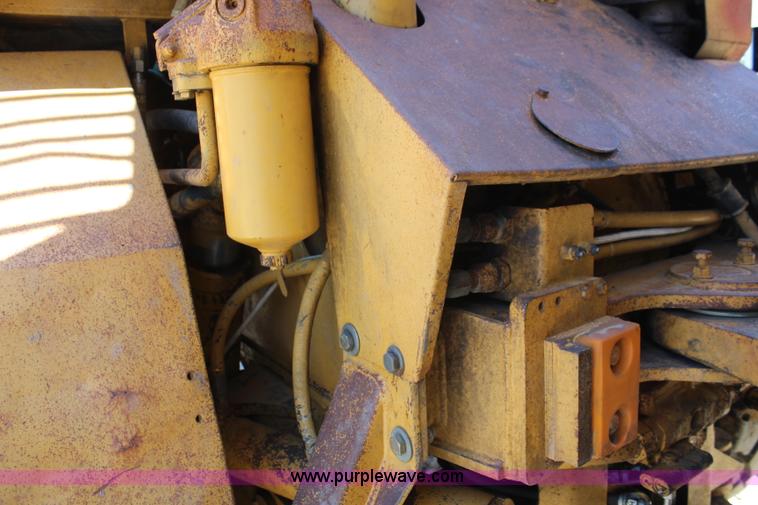 image for item K6790 1994 Caterpillar D250D articulated haul truck