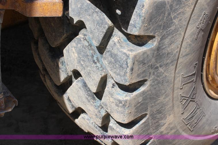 image for item K6790 1994 Caterpillar D250D articulated haul truck