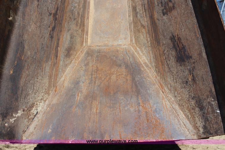 image for item K6790 1994 Caterpillar D250D articulated haul truck