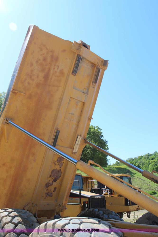 image for item K6790 1994 Caterpillar D250D articulated haul truck