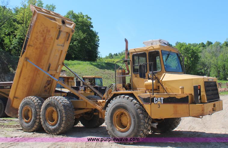 image for item K6790 1994 Caterpillar D250D articulated haul truck