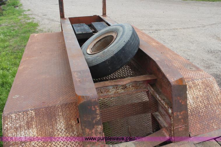 image for item K6869 1982 Nuttall 360E equipment trailer