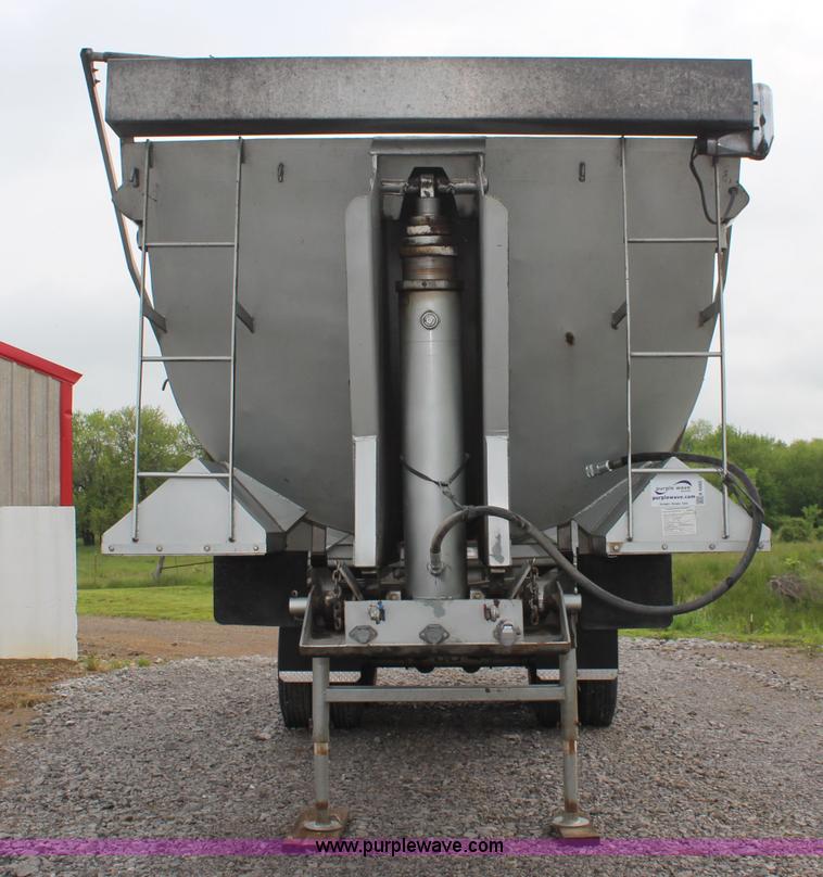 image for item K6880 1995 Western barrel bed end dump trailer