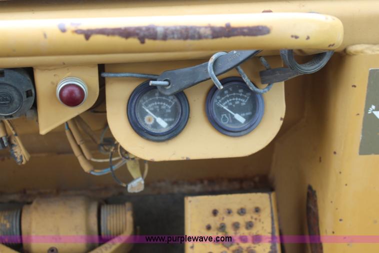 image for item K6881 1988 Caterpillar 963 track loader