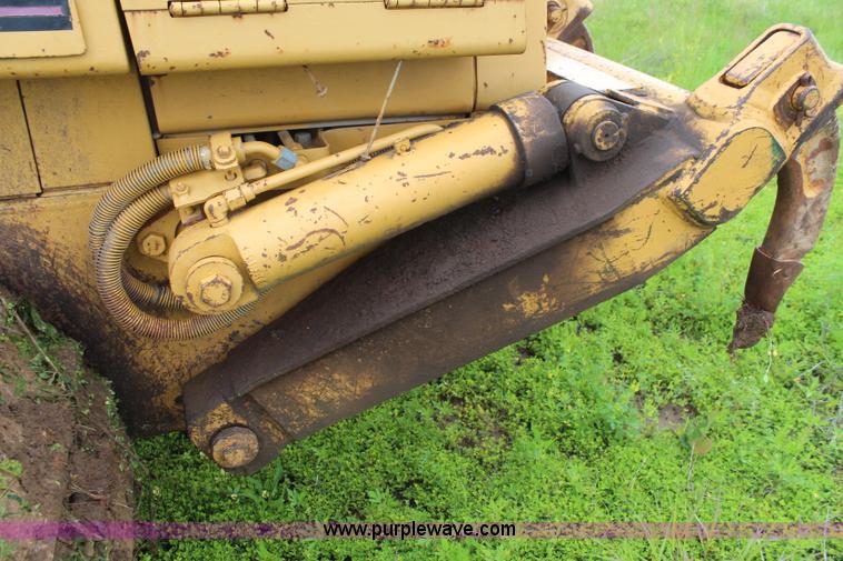 image for item K6881 1988 Caterpillar 963 track loader