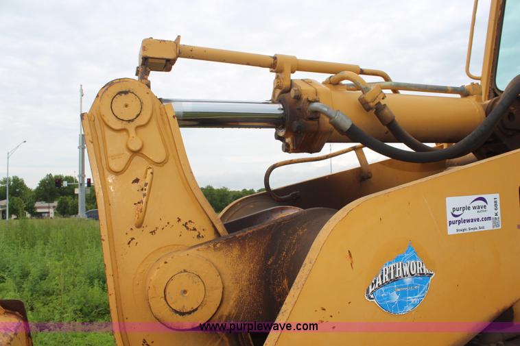 image for item K6881 1988 Caterpillar 963 track loader
