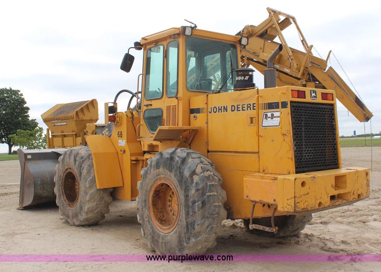 image for item K6883 1990 John Deere 544E TC wheel loader