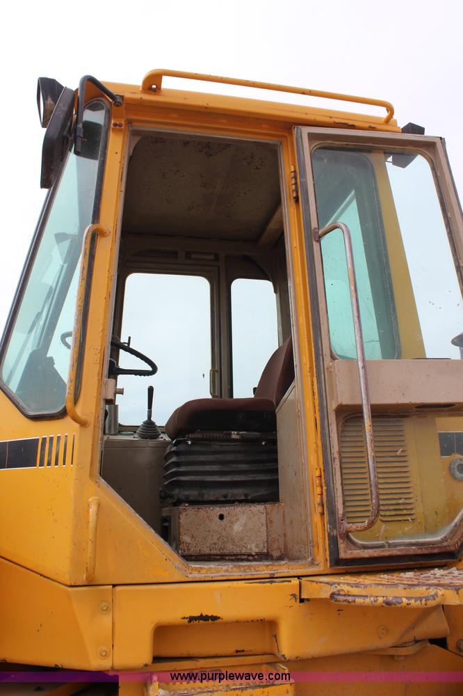 image for item K6883 1990 John Deere 544E TC wheel loader