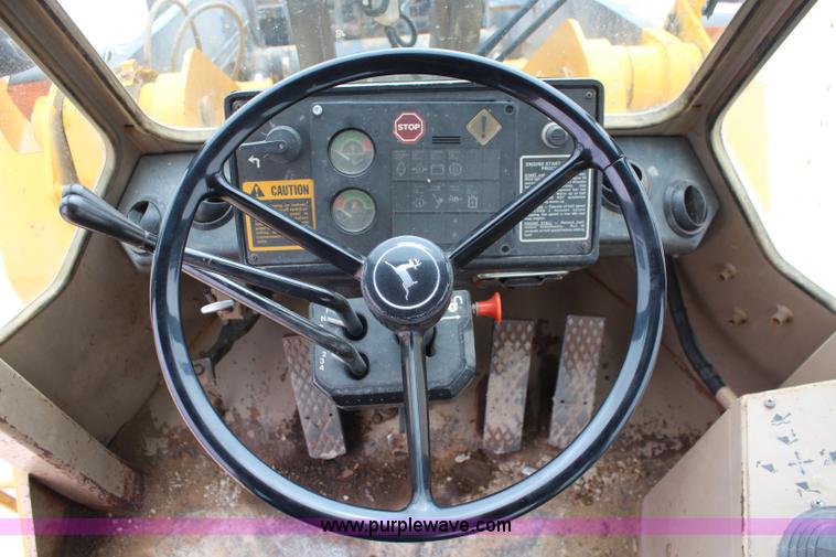 image for item K6883 1990 John Deere 544E TC wheel loader