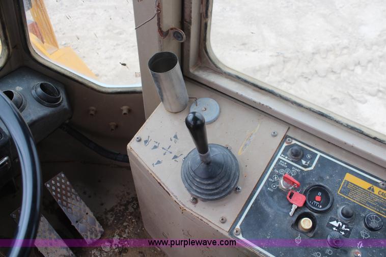 image for item K6883 1990 John Deere 544E TC wheel loader