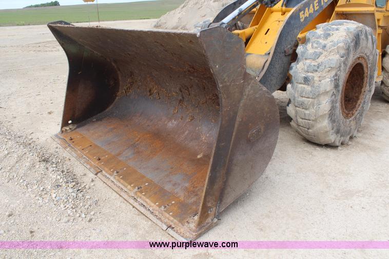 image for item K6883 1990 John Deere 544E TC wheel loader