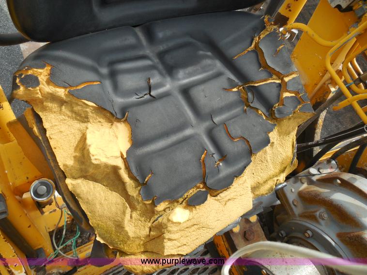 image for item K7513 1993 Wirtgen 1000VC milling machine