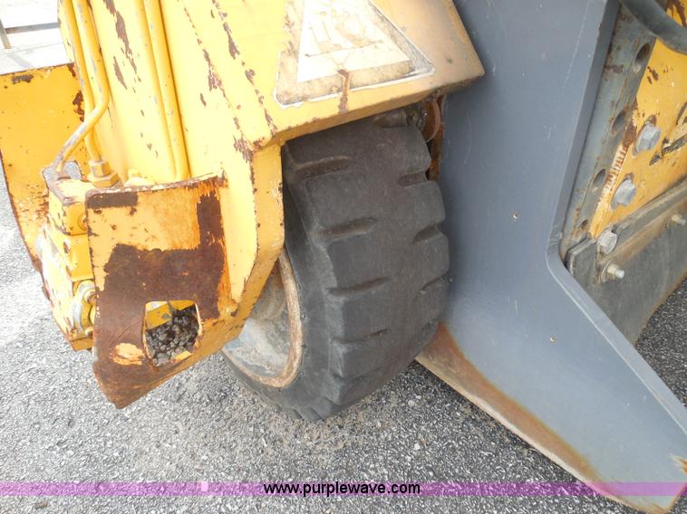 image for item K7513 1993 Wirtgen 1000VC milling machine