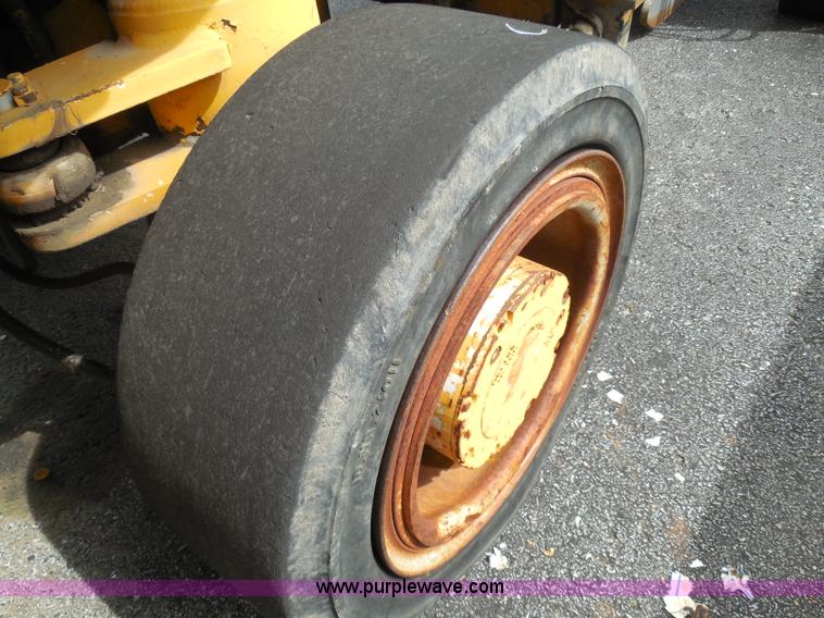 image for item K7513 1993 Wirtgen 1000VC milling machine