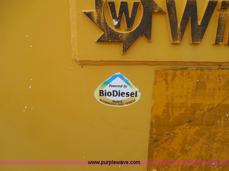 image for item K7513 1993 Wirtgen 1000VC milling machine