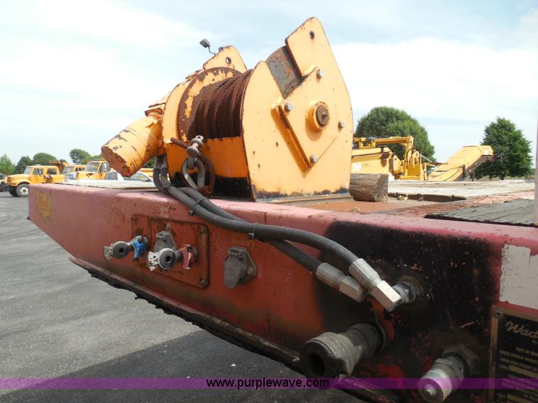 image for item K7514 2002 Wade Services equipment trailer