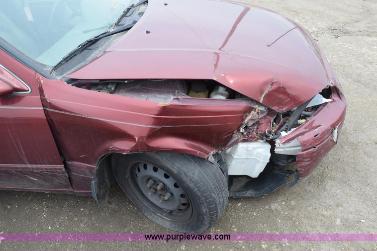 image for item E6266 1999 Toyota Camry