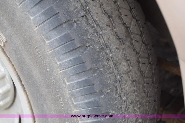 image for item E6441 2000 Mercury Mountaineer SUV