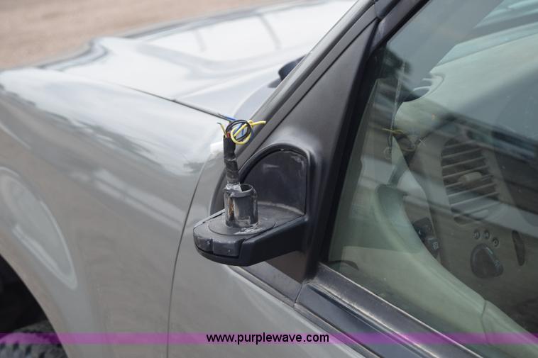 image for item E6441 2000 Mercury Mountaineer SUV