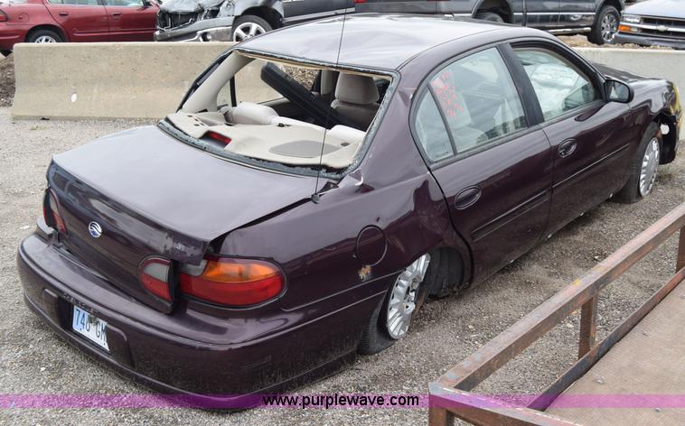 image for item E6442 2000 Chevrolet Malibu