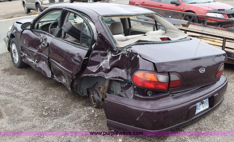 image for item E6442 2000 Chevrolet Malibu