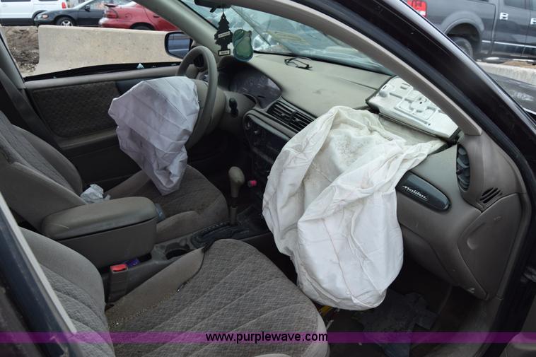 image for item E6442 2000 Chevrolet Malibu